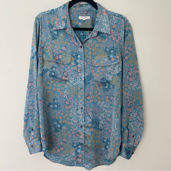 Equipment Femme Signature Button Up Long Sleeve Shirt Blue Satin Floral Medium - Picture 8 of 9